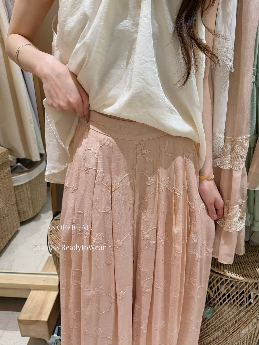 5d6a122f60bc3fcd3c4a8867280abb10