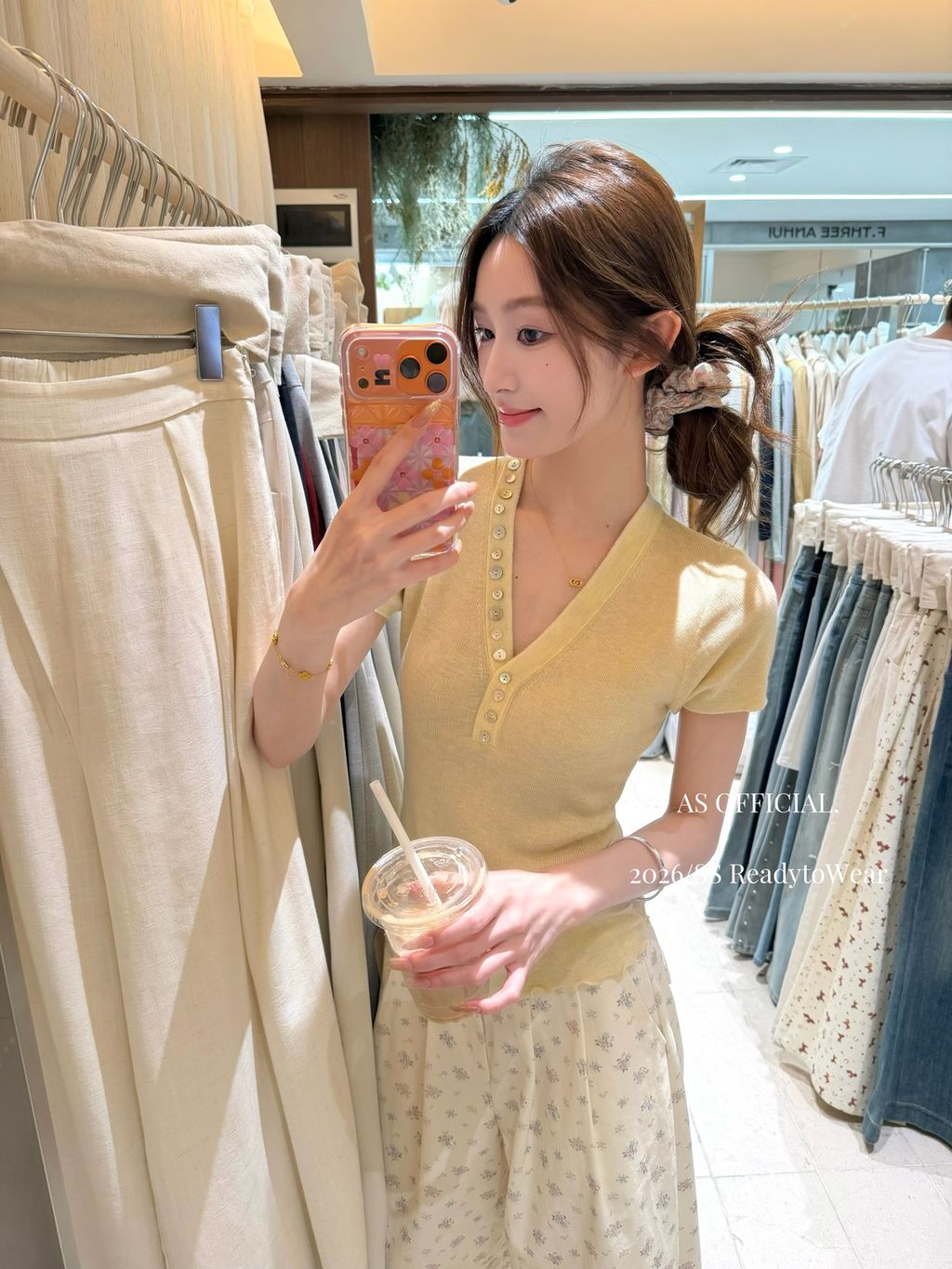 1bbf08d1b3ec4b45825d4f3f23bea854