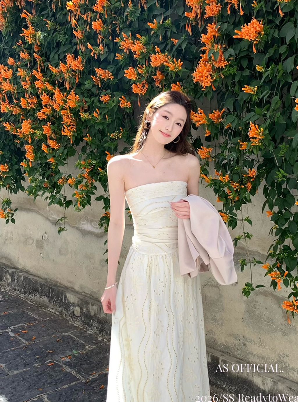 37a8538a52842a7122c27d2e5d1daf5d