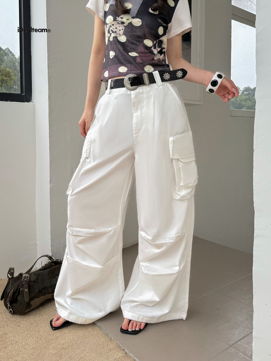 7b258d48b6e10bc8ed5c82a38618cda2