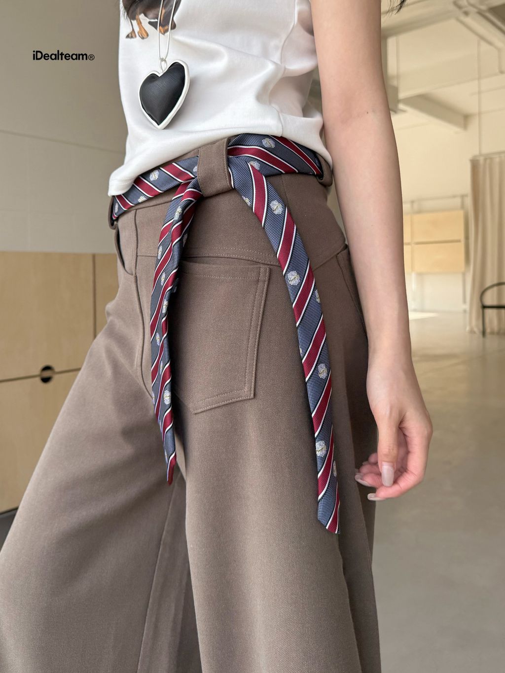 adad8eb2d732f539f30d8470105ccefe