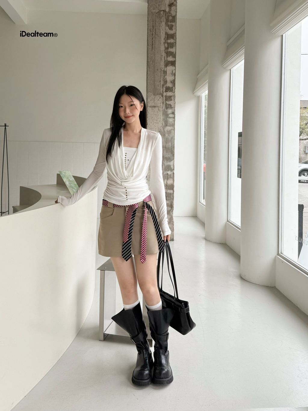 e3e556ff7799a5a7272aa23af242a940