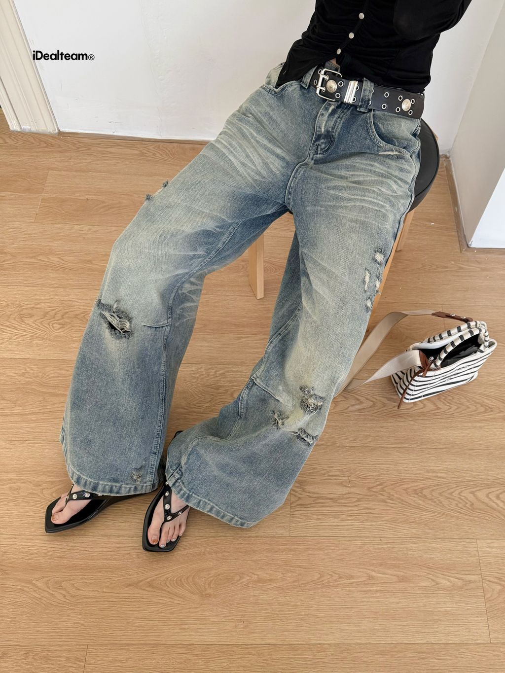 733e8f9a7bc12eccd1c2b19a652b7b6d