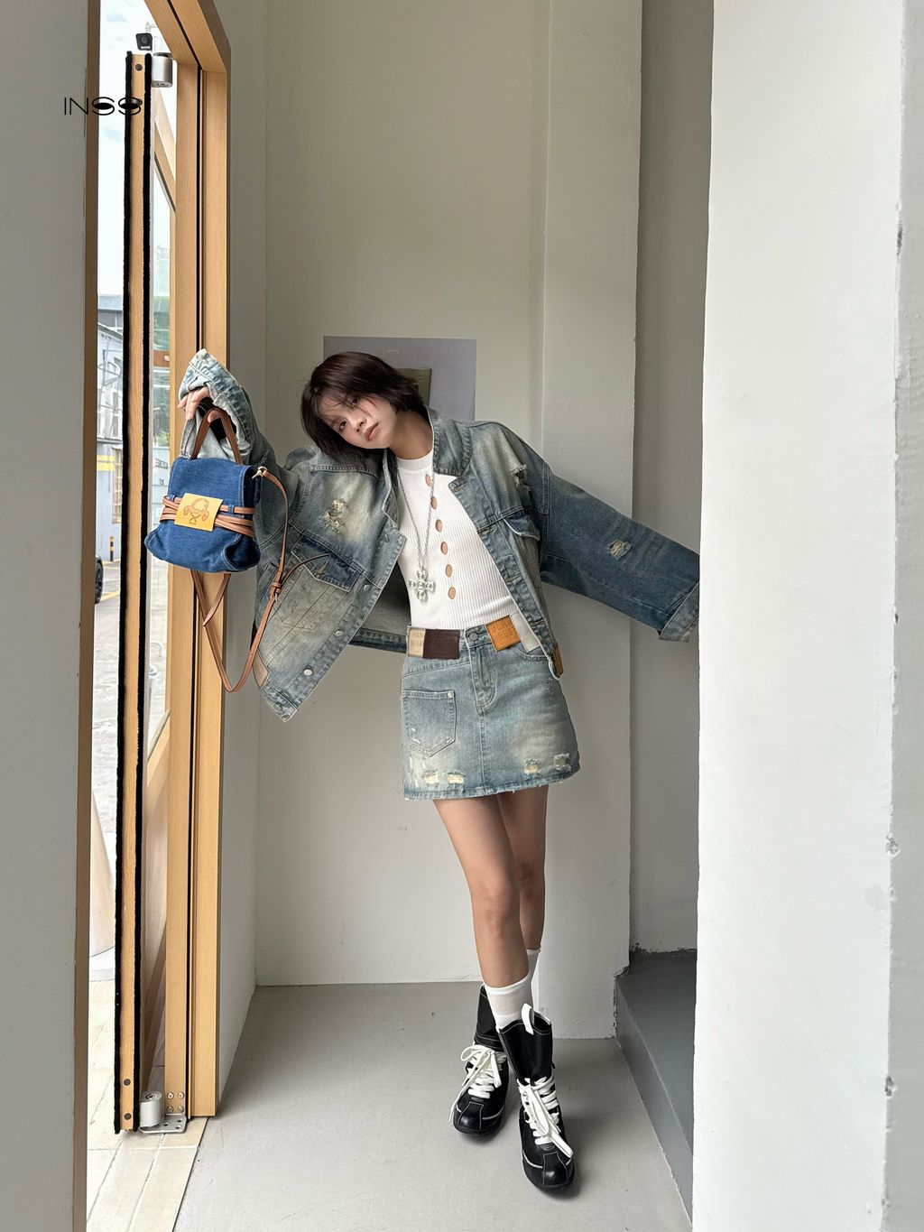 f8eb8f8824aa4273294ed044dc0352f3