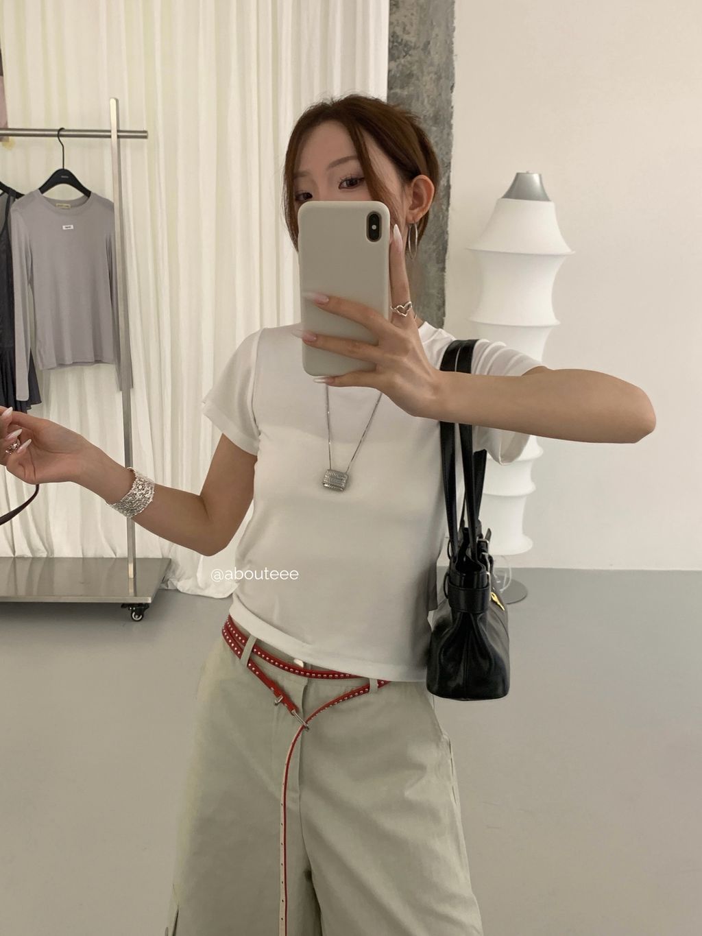 9ef06af3e03dfa75698af1bd82c9663e