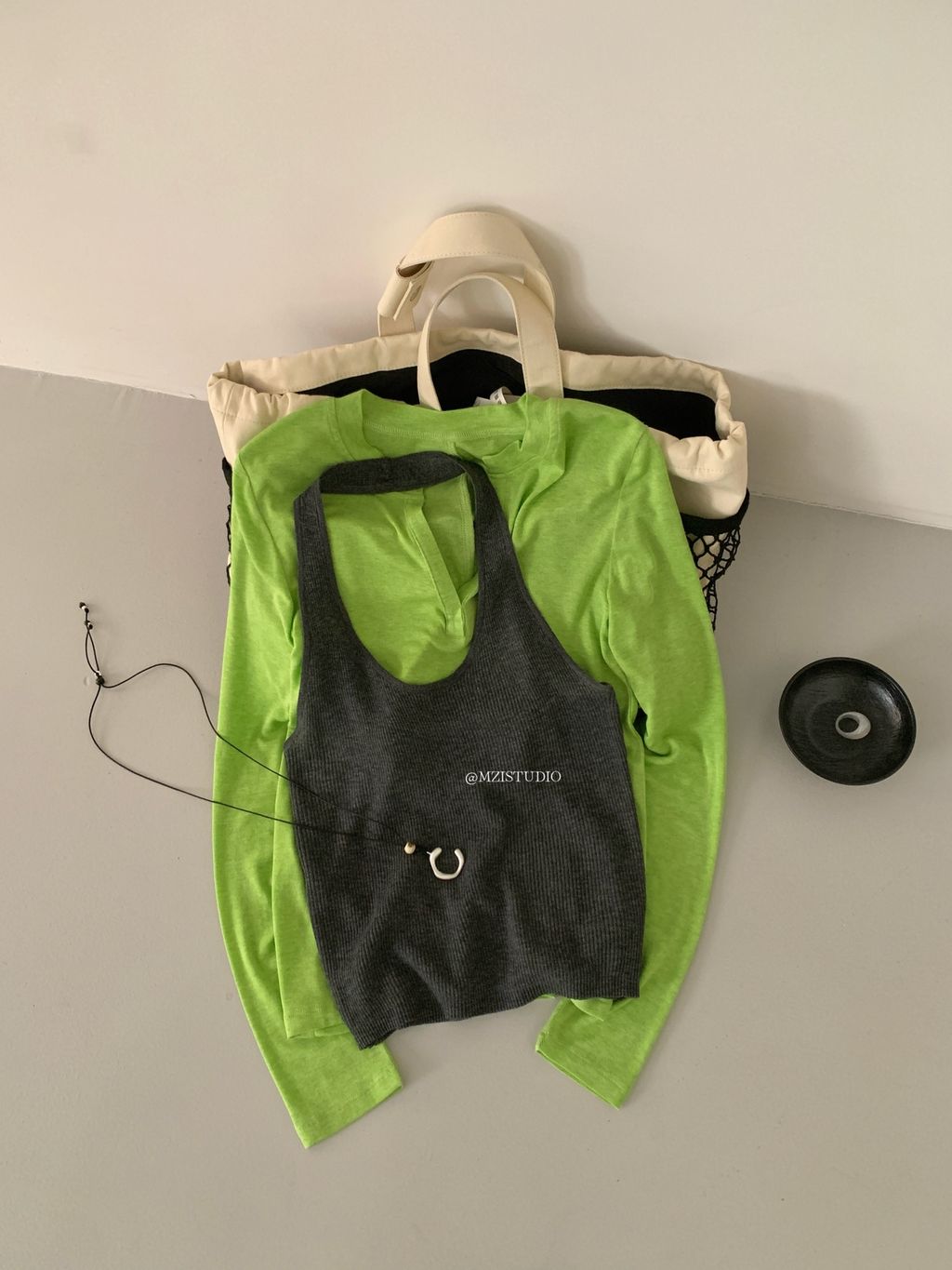 e8238c26a21beaae2fd6308a676176bd