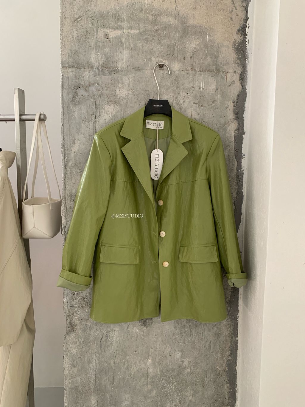 35cd768a7d44e4998a971ae0ab64ccf4