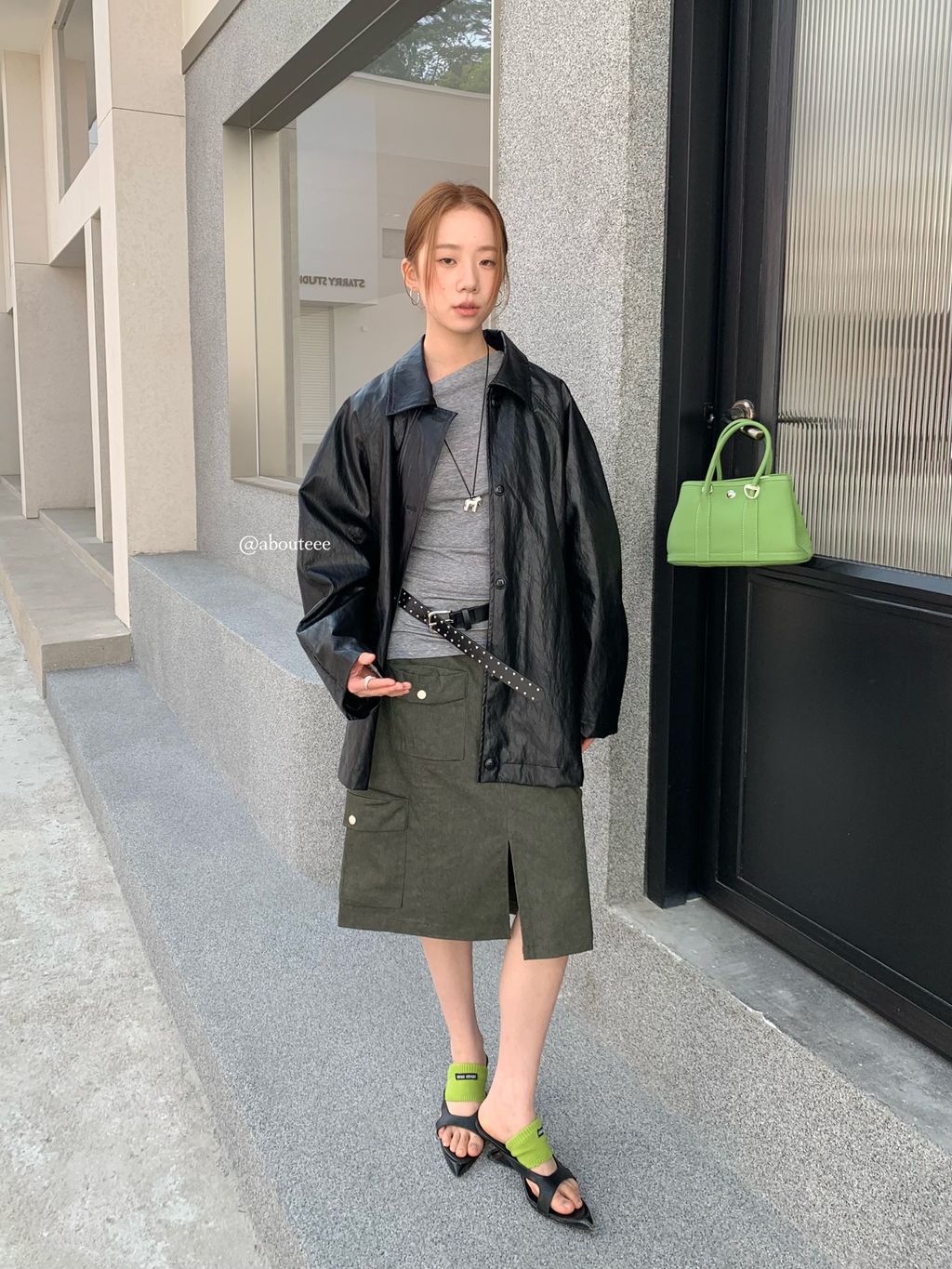 ca1e0288f2ea59954deecd5d8ab4cb99