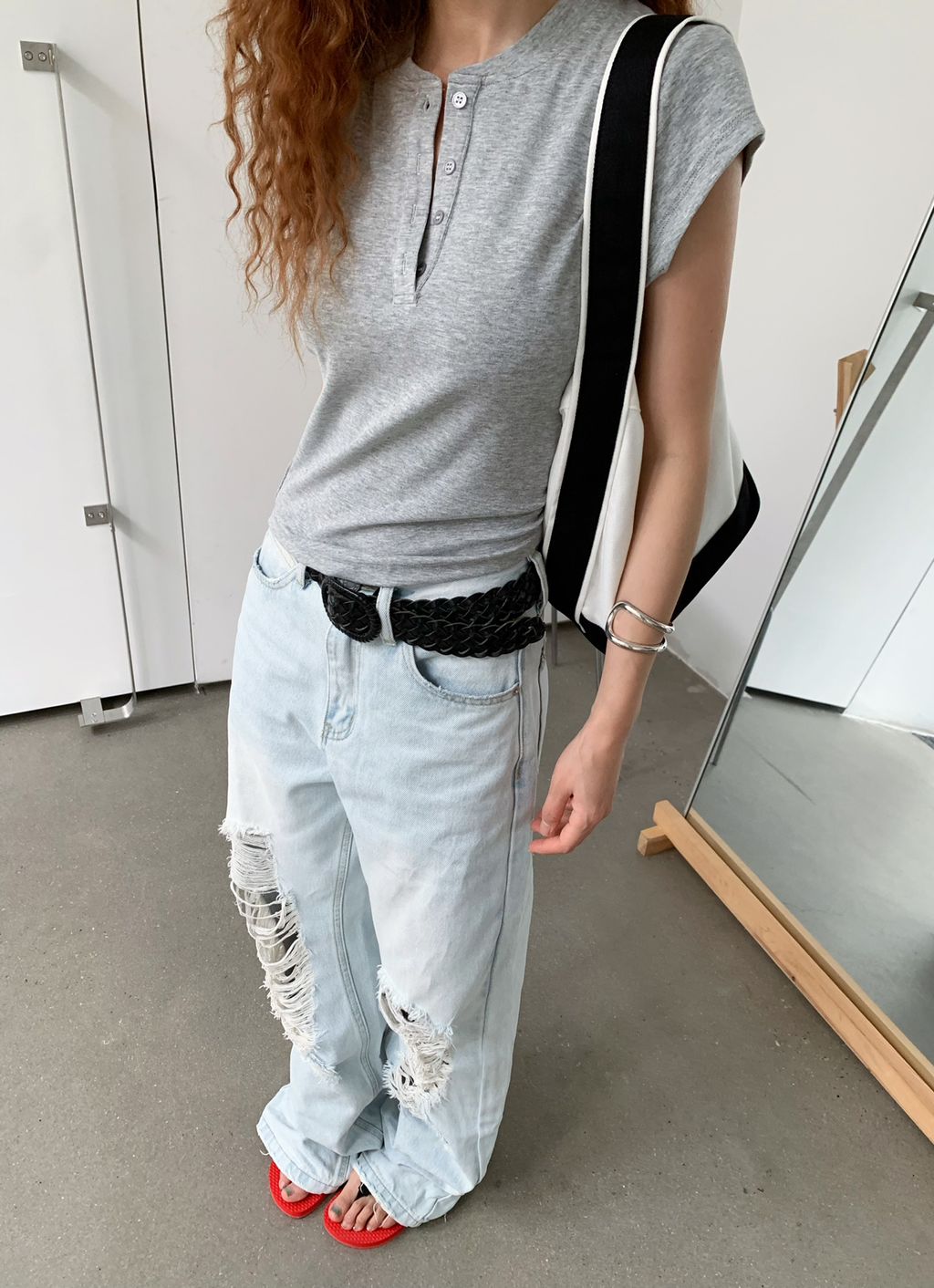 81fe448980c4a7c44dc18adfe2684cd5