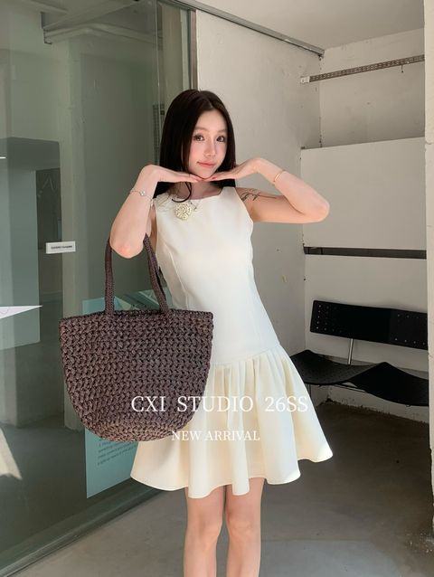 2a7d4f61f3f64e27a8c57174f3e3e34a