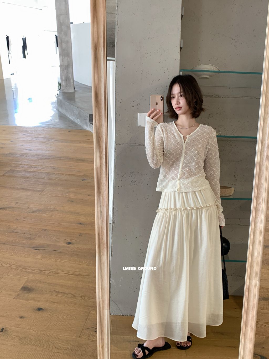 28411238ba33f40fb80974d3e0bd15a6