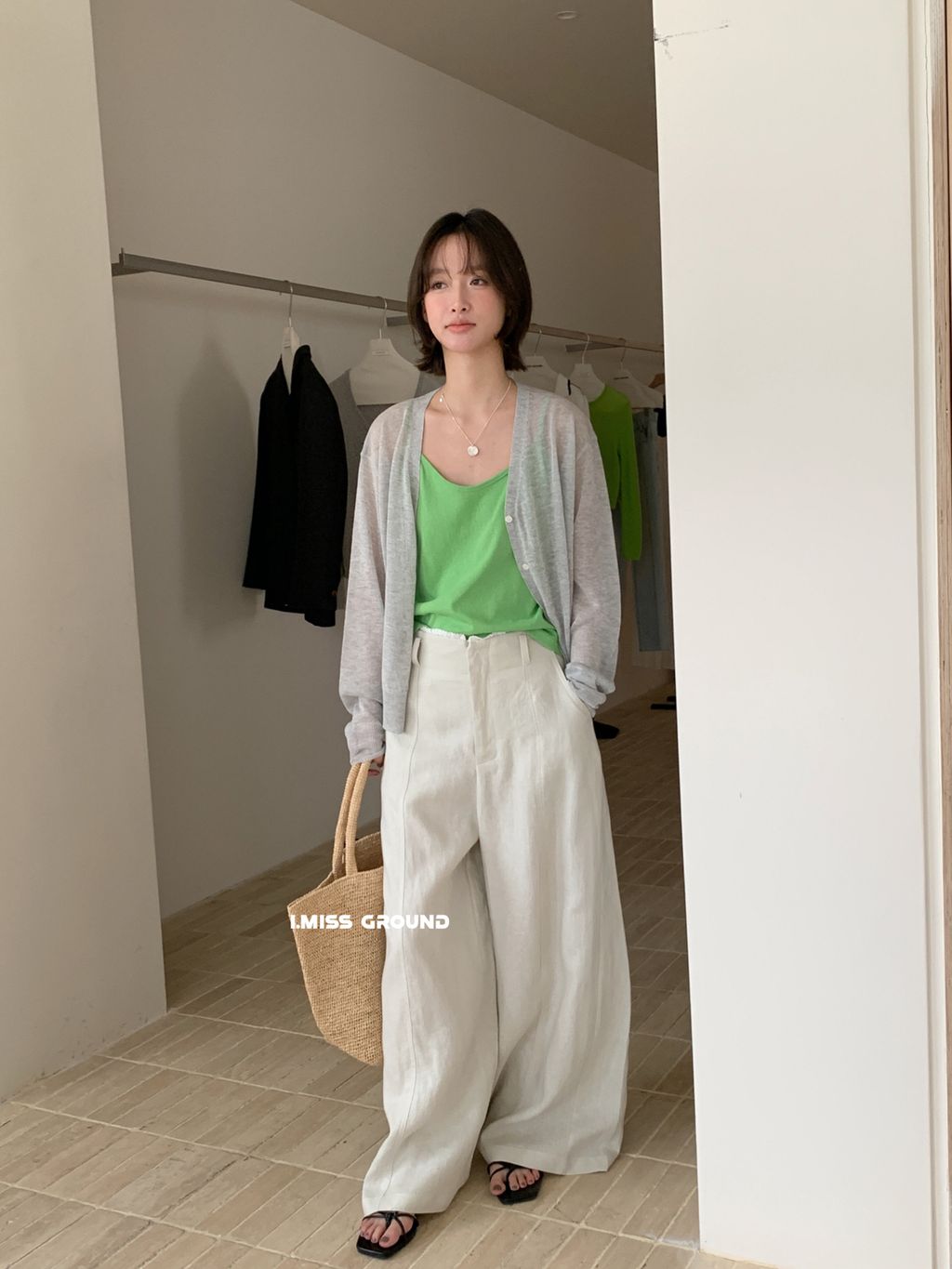 0111f4301d92a9a2c5b1a9d3fa70956a