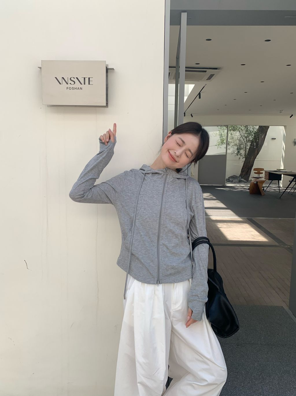 38f0cfb6ebb44581f5b29797323ce202