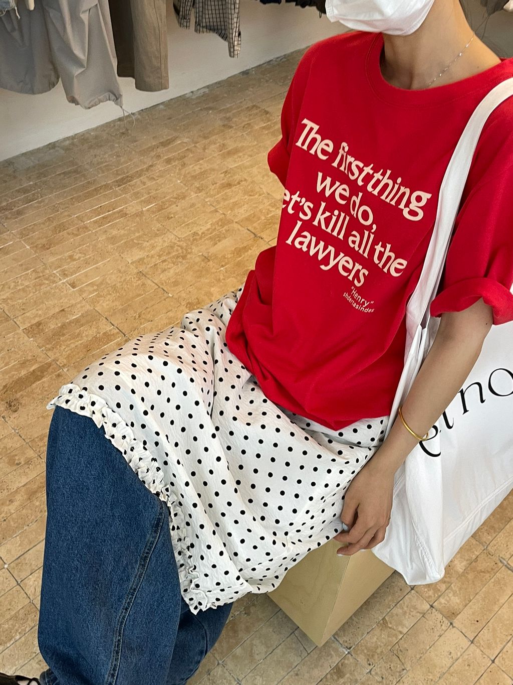 025b895a8da214540e3e8b562d9356e1