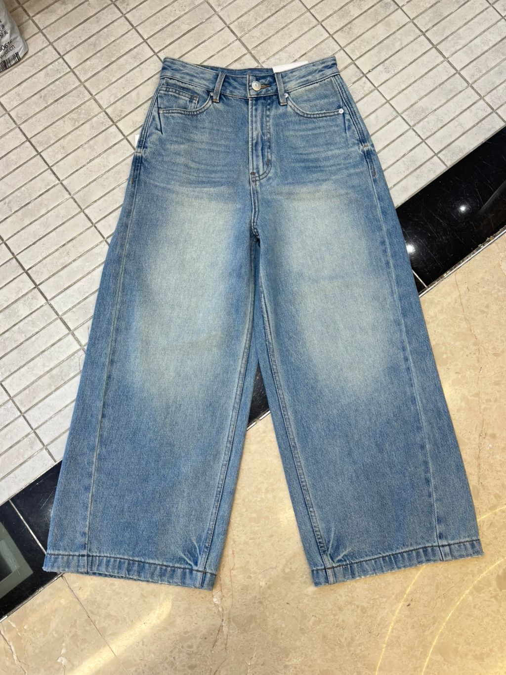 4d4f37d6c40aad6b74d2809036be301a