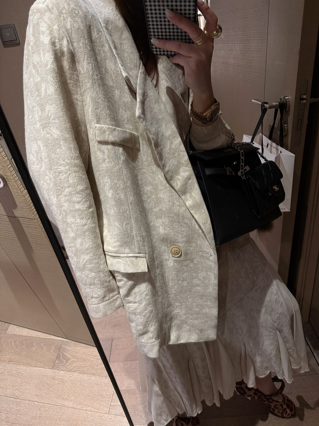 d7c4b98a19e5a348753dcd0b21d4f9e7