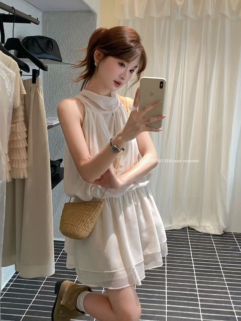 b4aa9b5bb431583d2411bc79841f78da