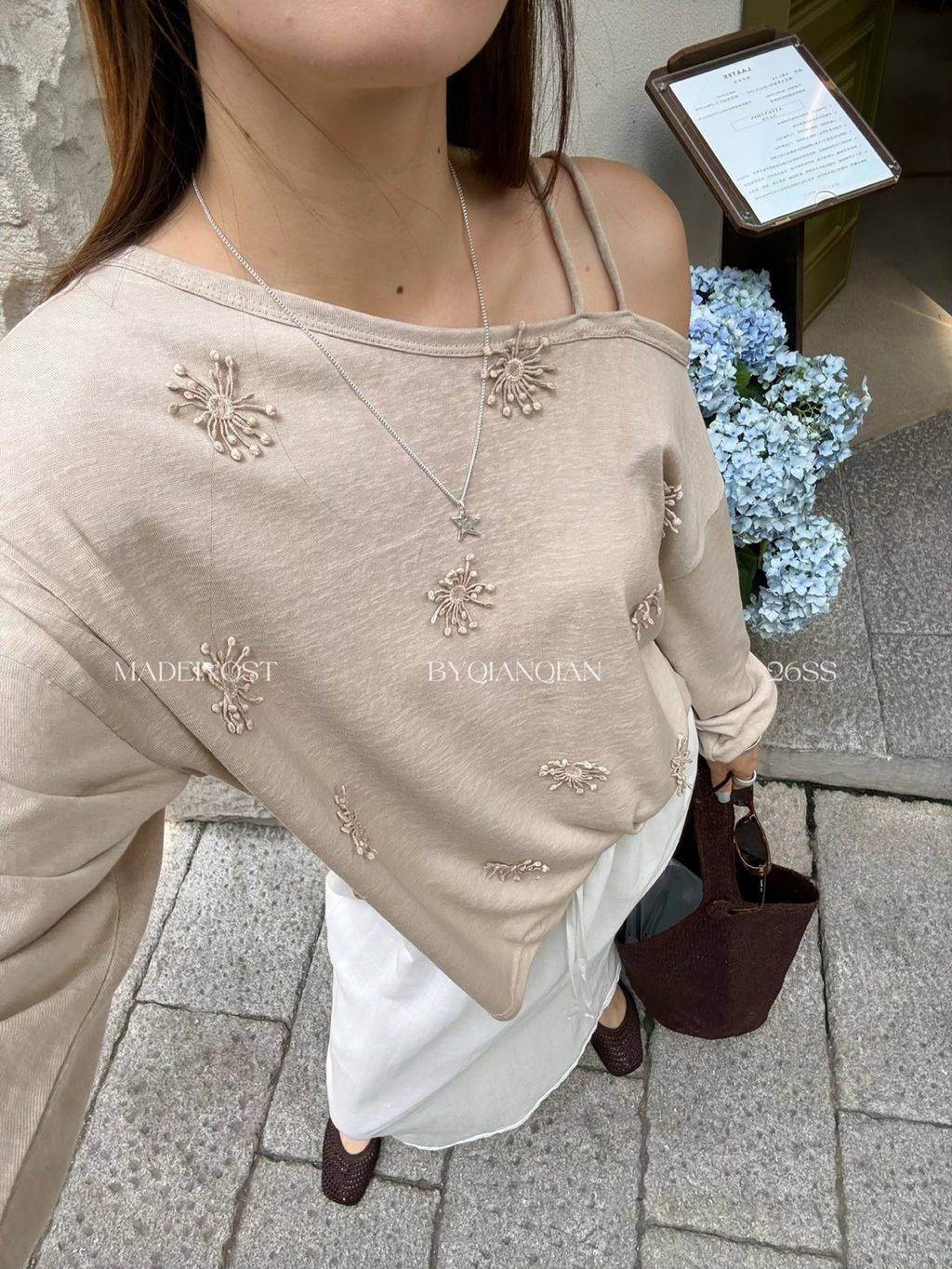 d5f5df1aeaeb100f6497adf49fdc23b5