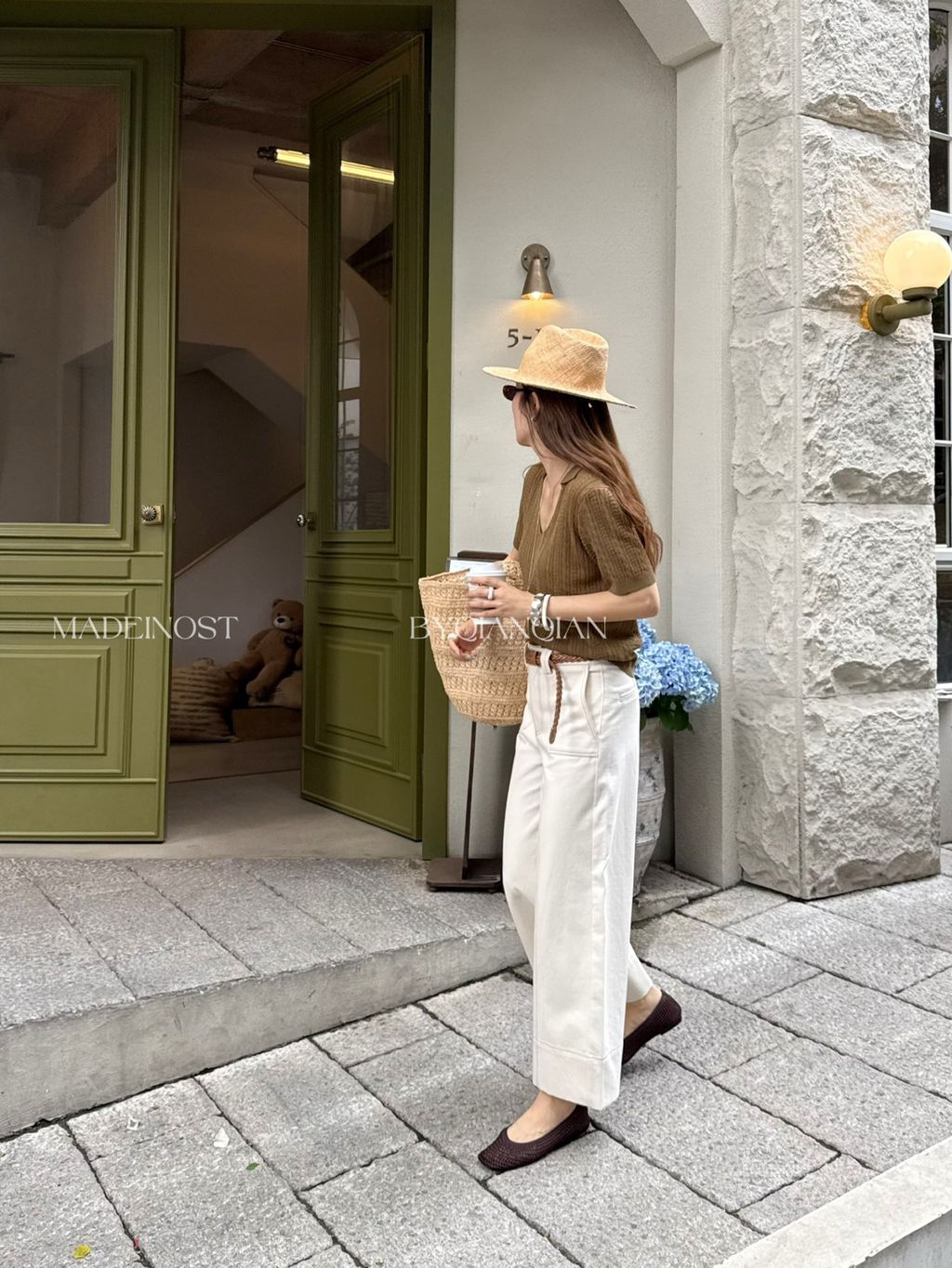 822708185a870867ca02f287f76ea8de