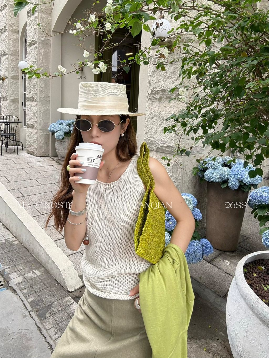 4c8a538d05c2b99d5da260ea730e68eb