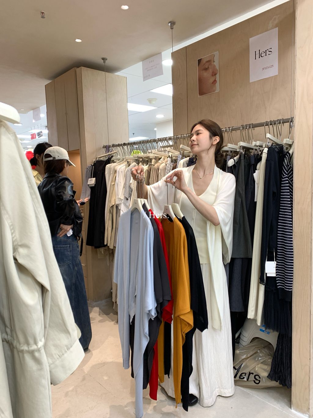 8544aea070fccdcd6fb6ce56a4bf27f2