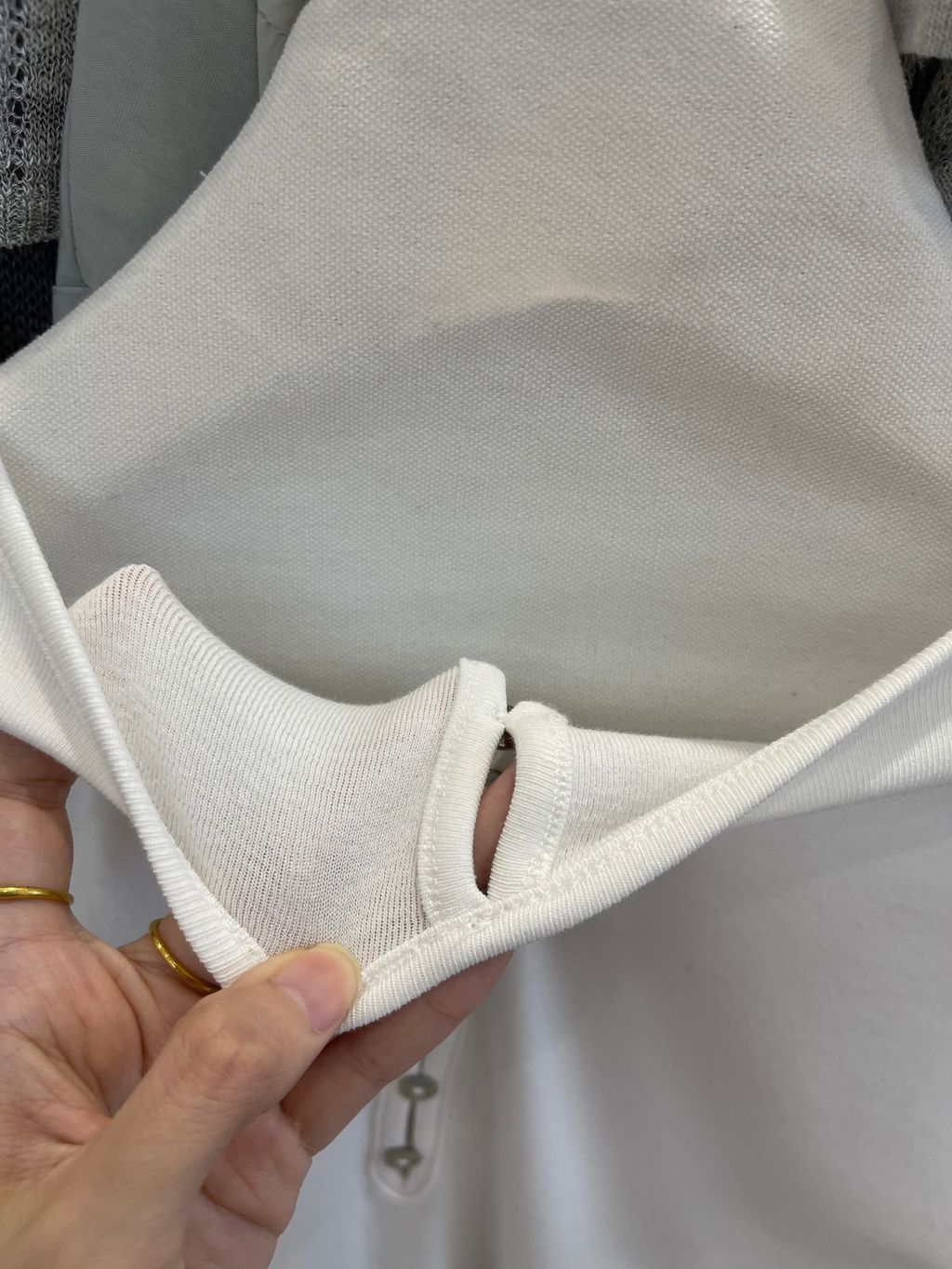 2feb00271157bed3b8683dc2170f45ee