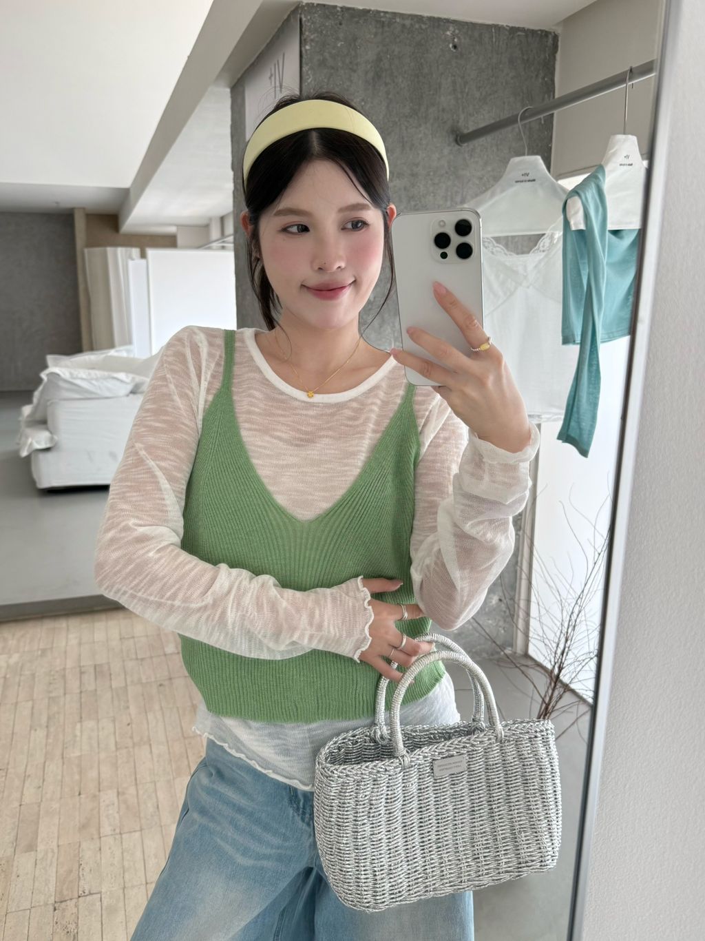 8ad6c157fd5d4248c54f37110537b833