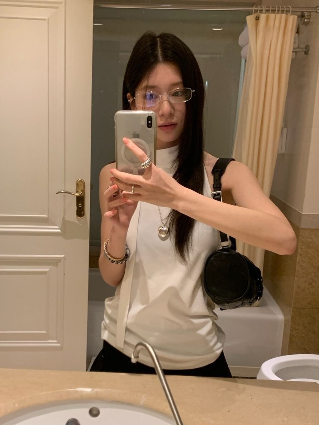 cee2180084b6f2b52e77f19676c3650a