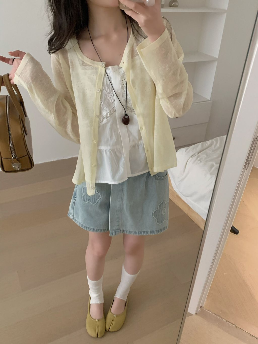 3b950e0e88deedfbeed243b85d147726