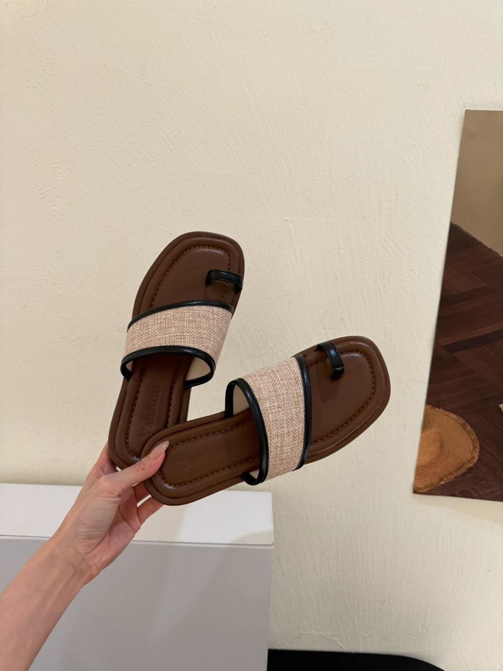 8e8601a1f04cc3228172c6a4ca265400