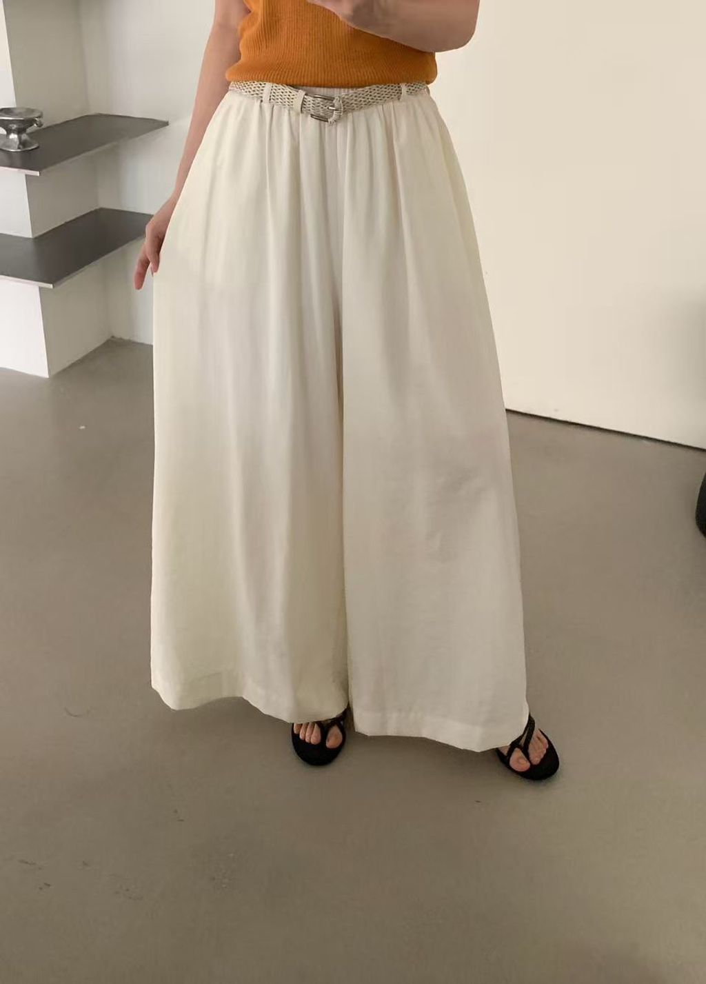 2b392981f11d0e75a3d77533abeabae2