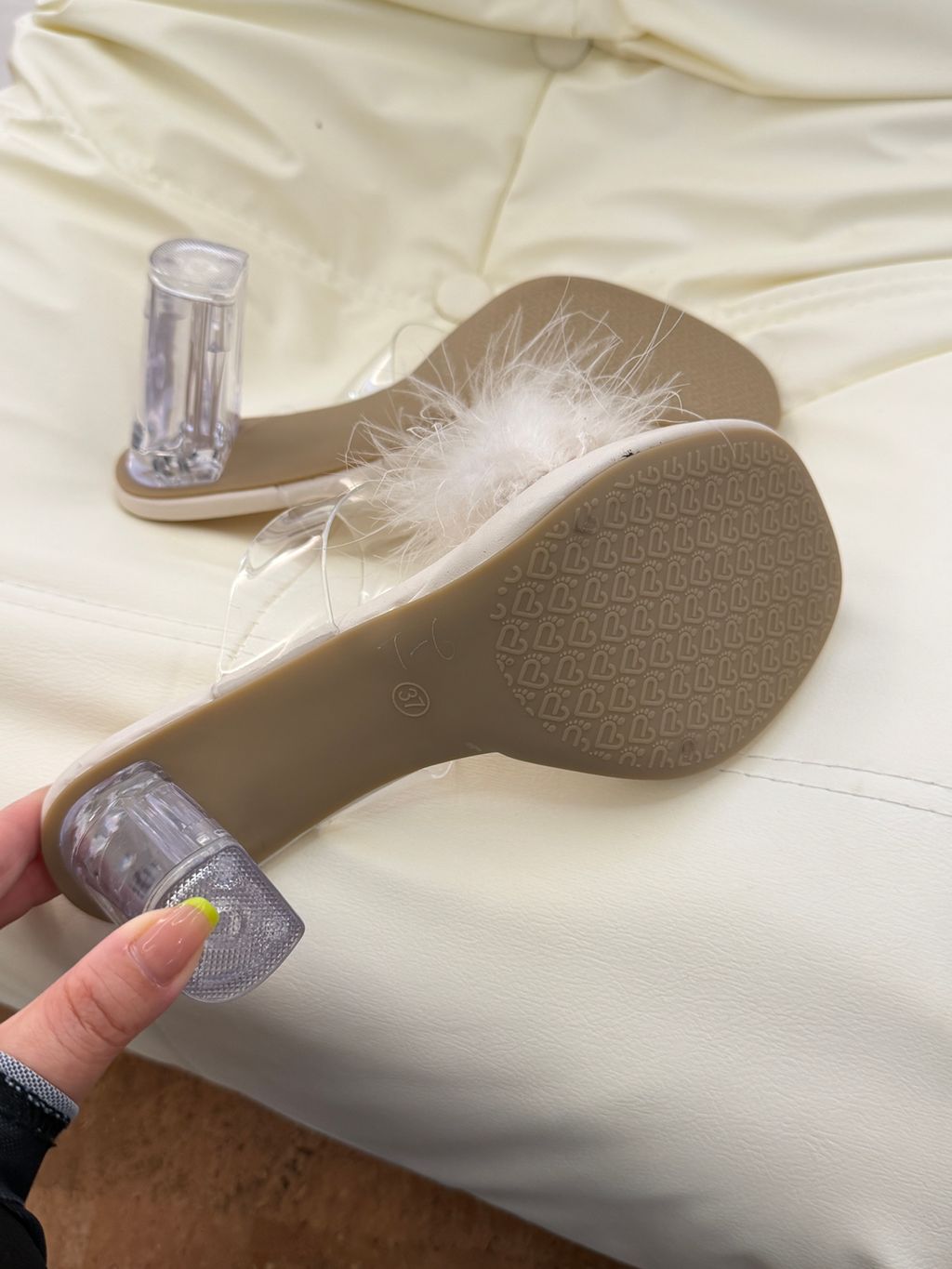 b32e33aedb85bfa19b4fd6ae293f1949