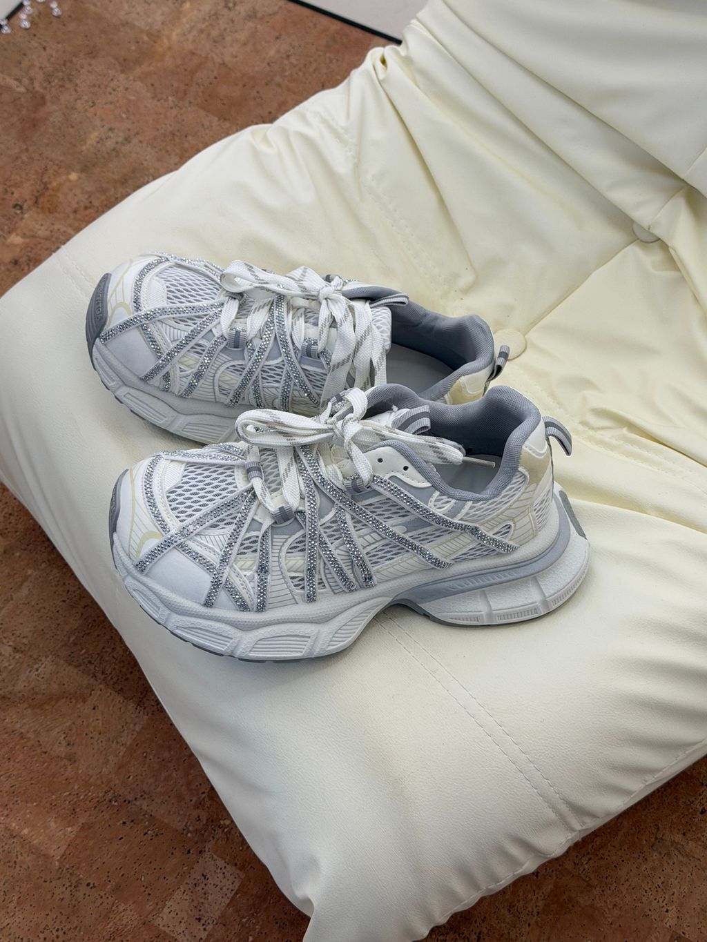 81d9710b214e3e465931925c74c4ccd8