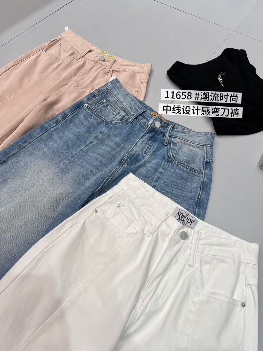 5a568beb09a7fbcdc37476b04150b65b