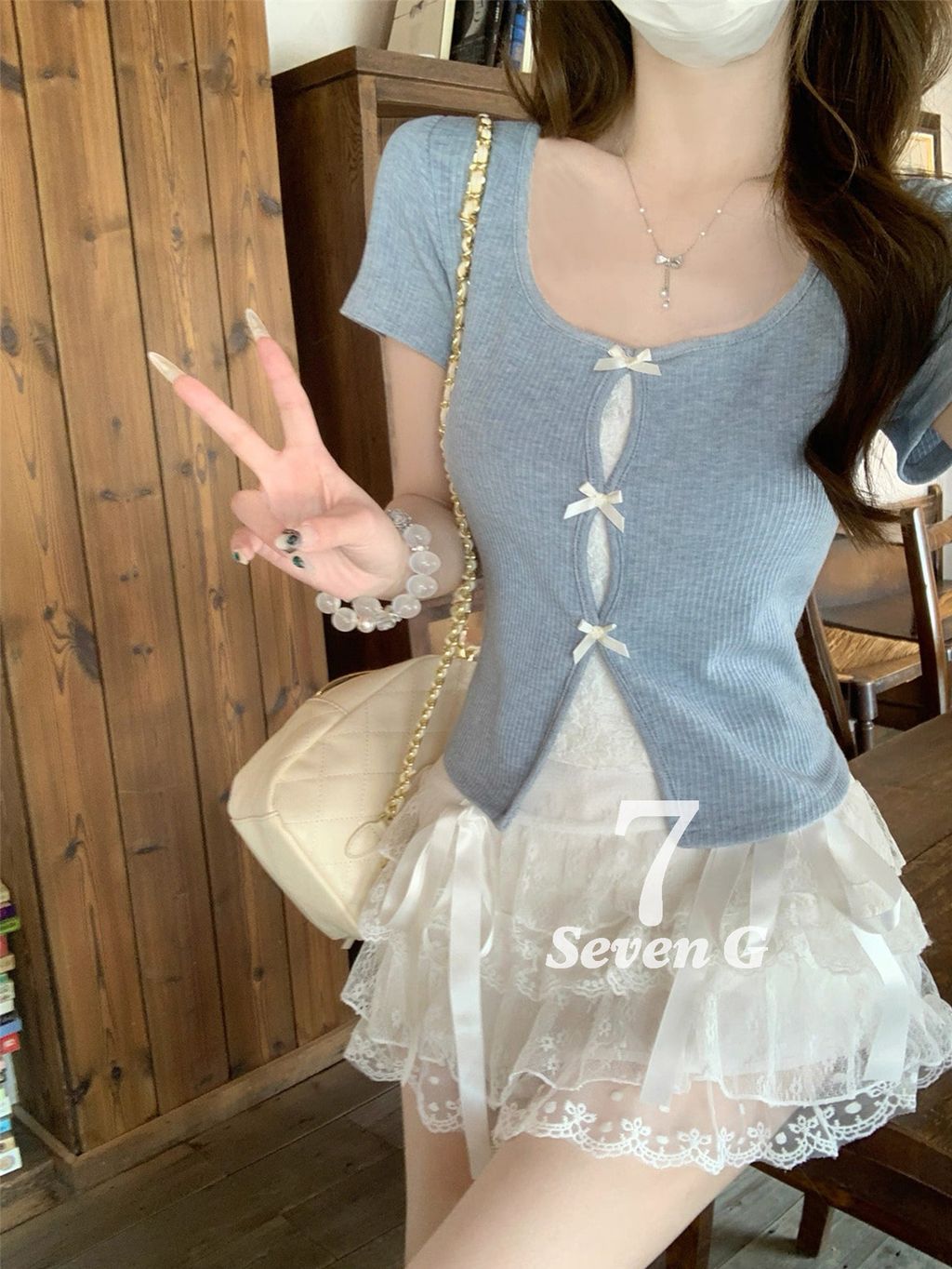 24568be2e4352def25da2f2d843262e9