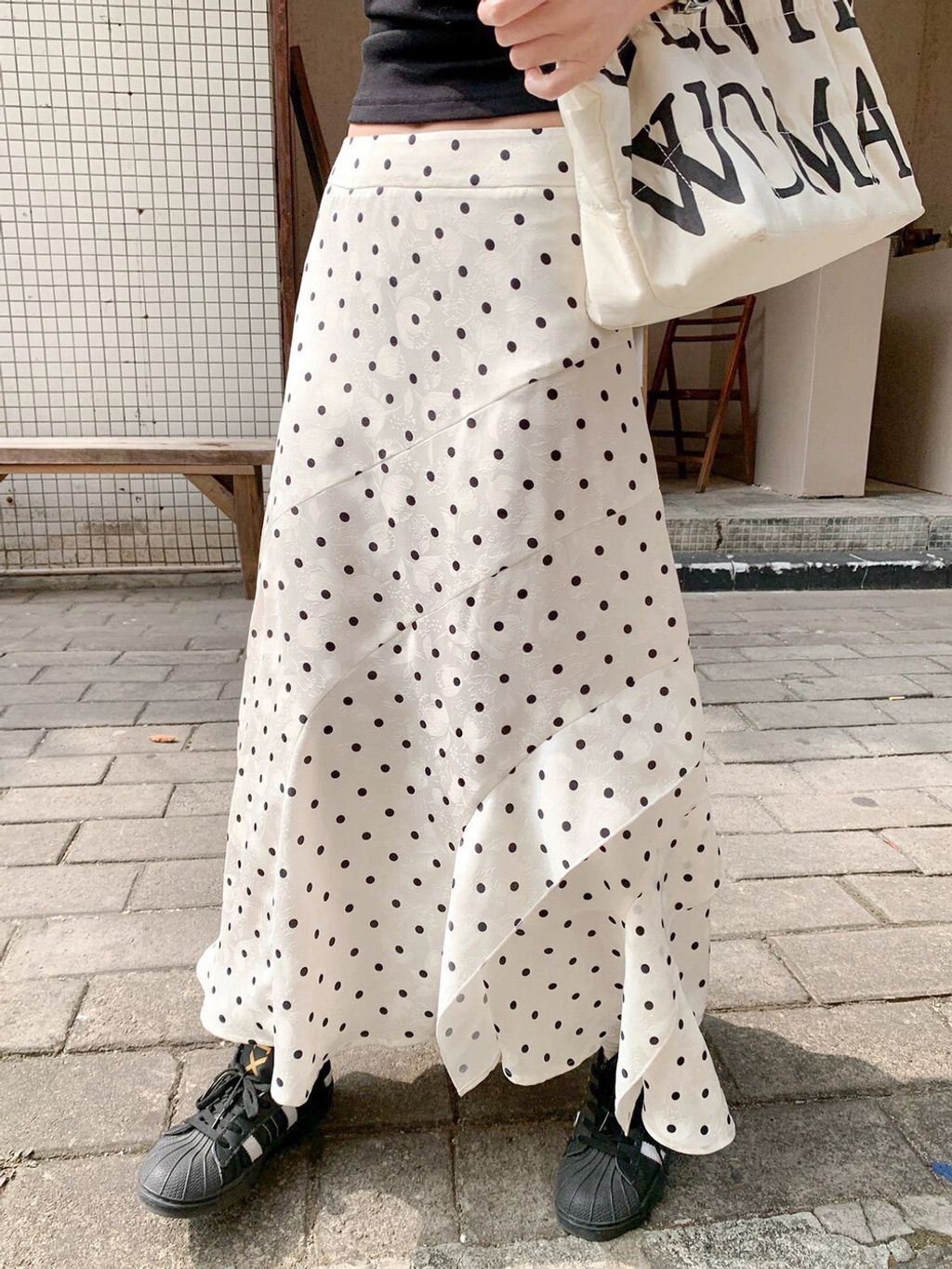 48ecf657e0056552575601ec8a740a70