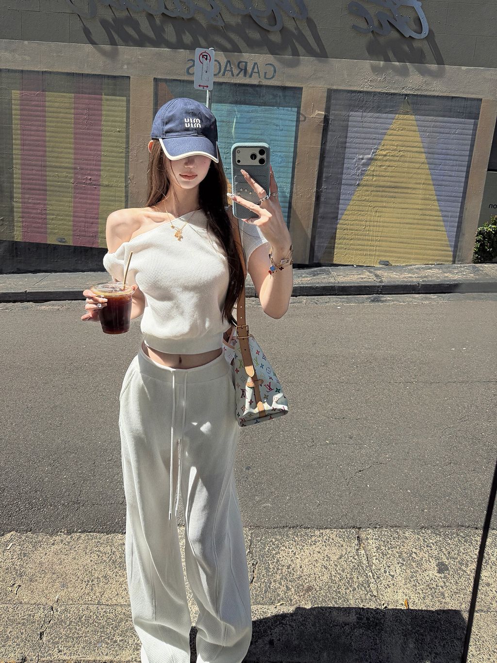 5a64fdfbefae9579bbcc967b1aa9dfd2