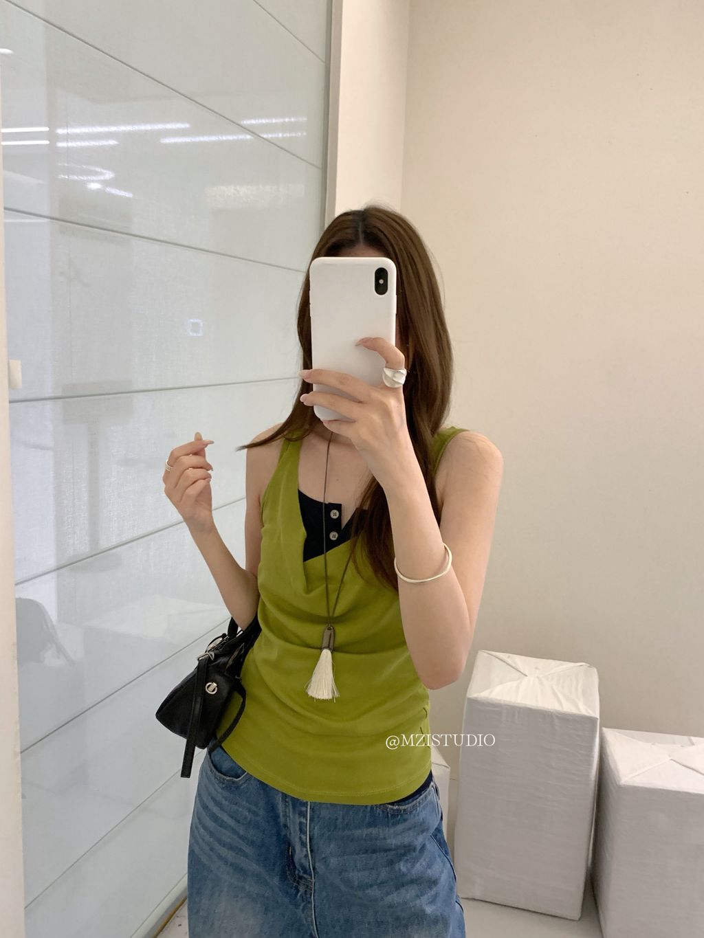 a4f40c9f84119f30f70fe897f8490251