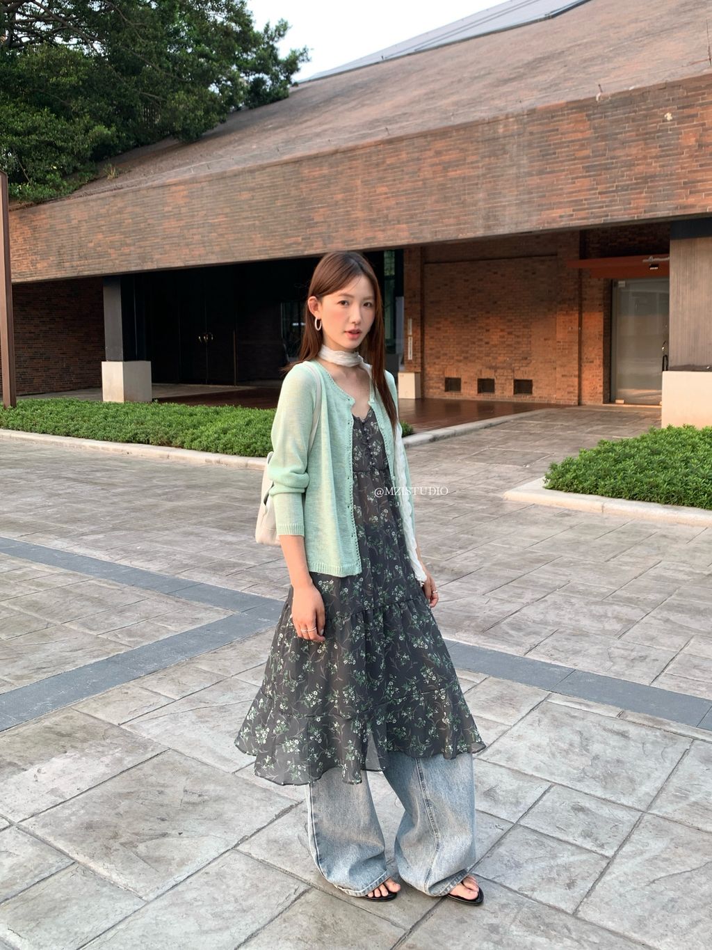 0ea725b392ea1219f76bbc69b8ced500