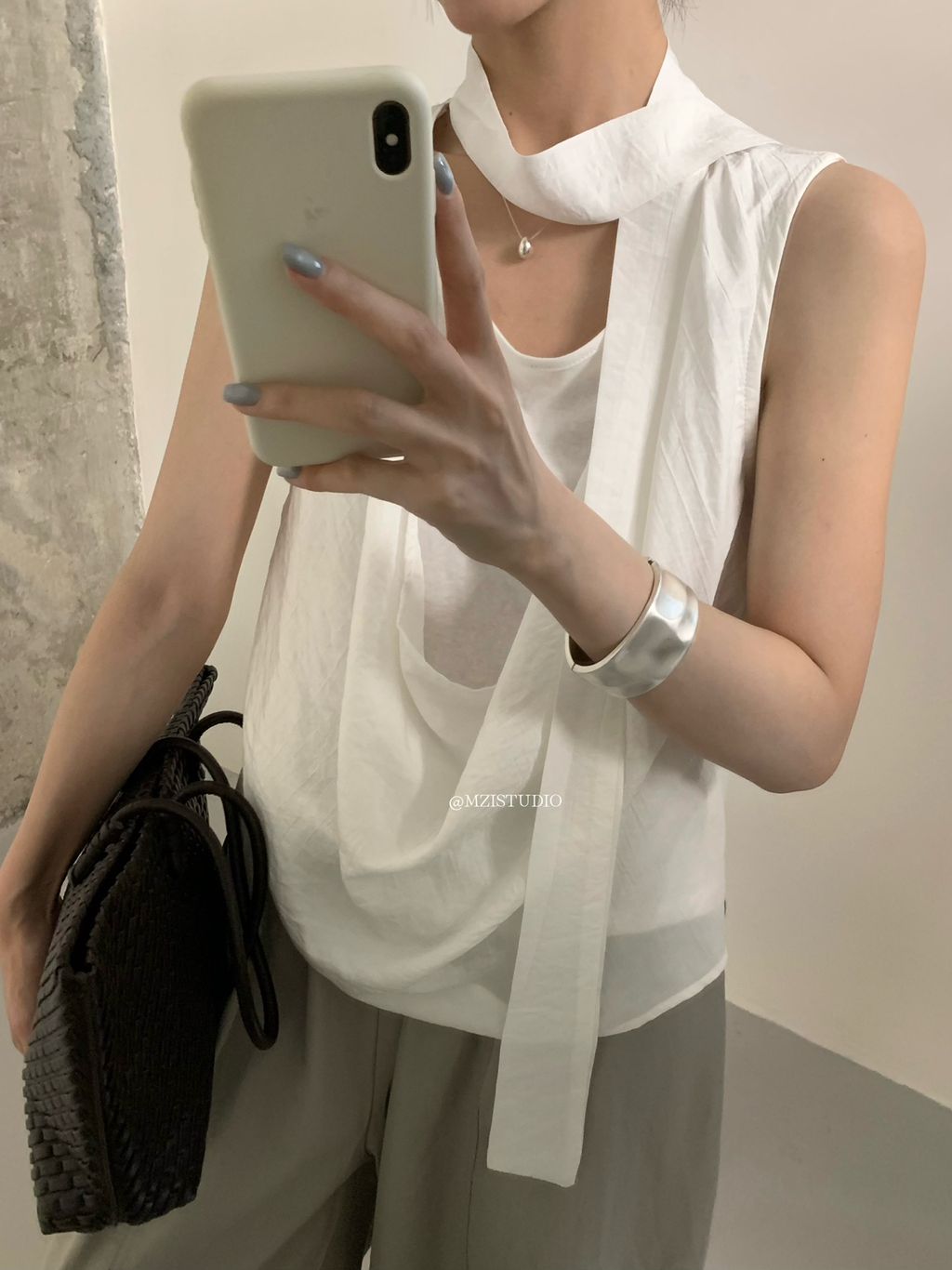 b31f6bd6f9e1807d9b81d7fee7dc7430