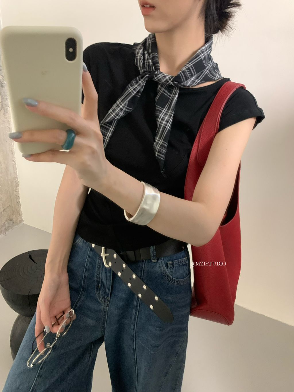 6d3fe5ef512fb5c5f16cb3a7869f694e