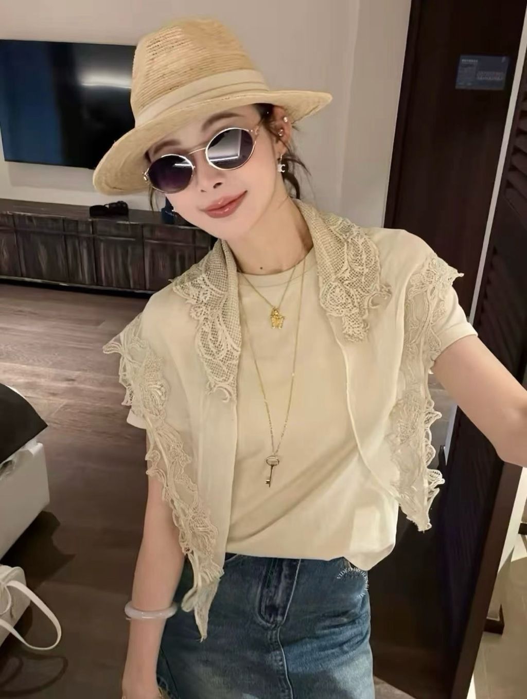 93b82b15bacfbc46300996eb0701e783