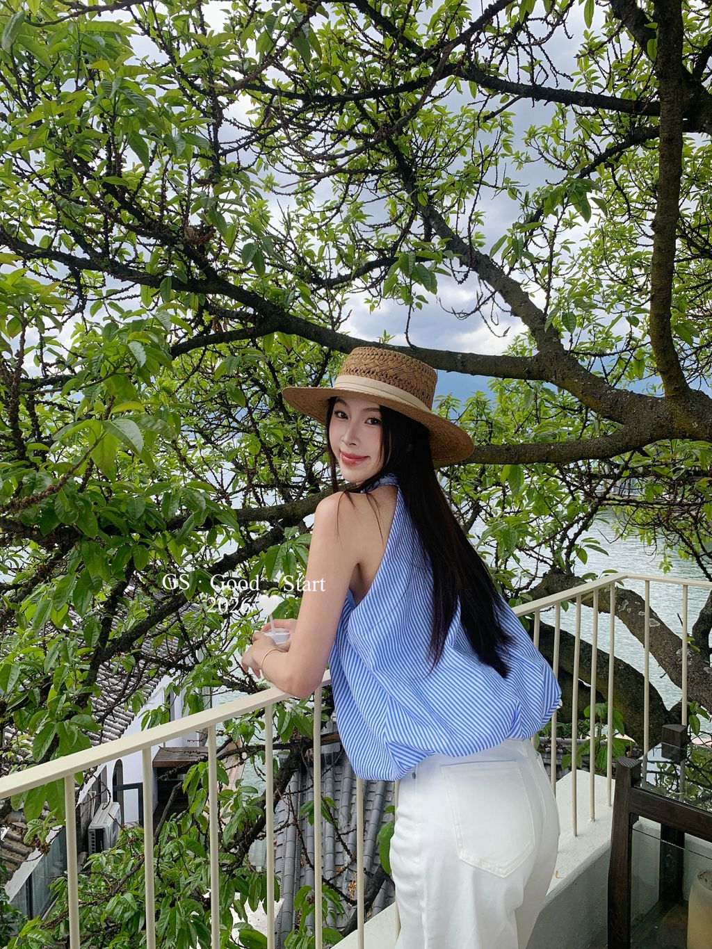 d416a0d1fe6ae01954b368963258e7a7