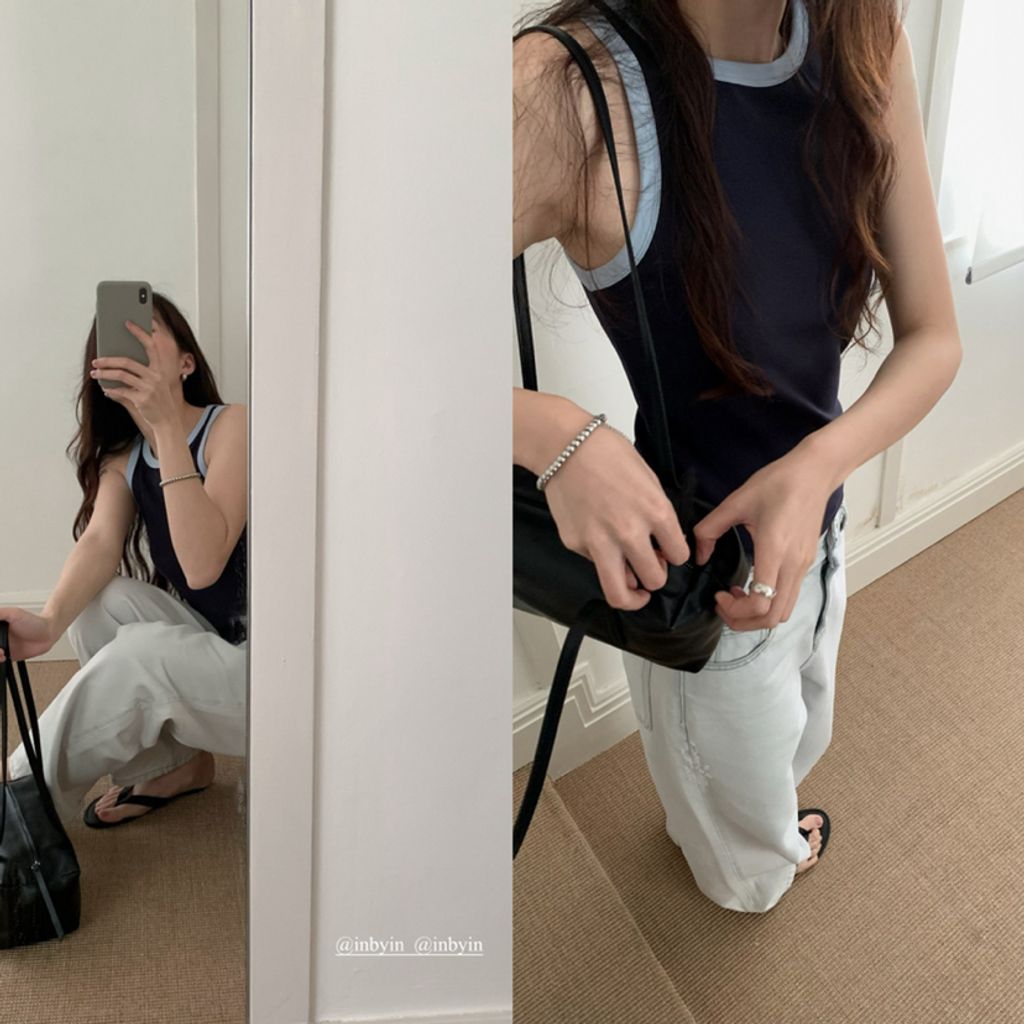 879abd4e849a1a137ec1a8297d5b964a