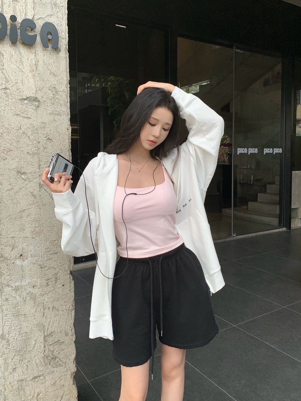 979e254629a5fdb8df7312e8bbe710b8