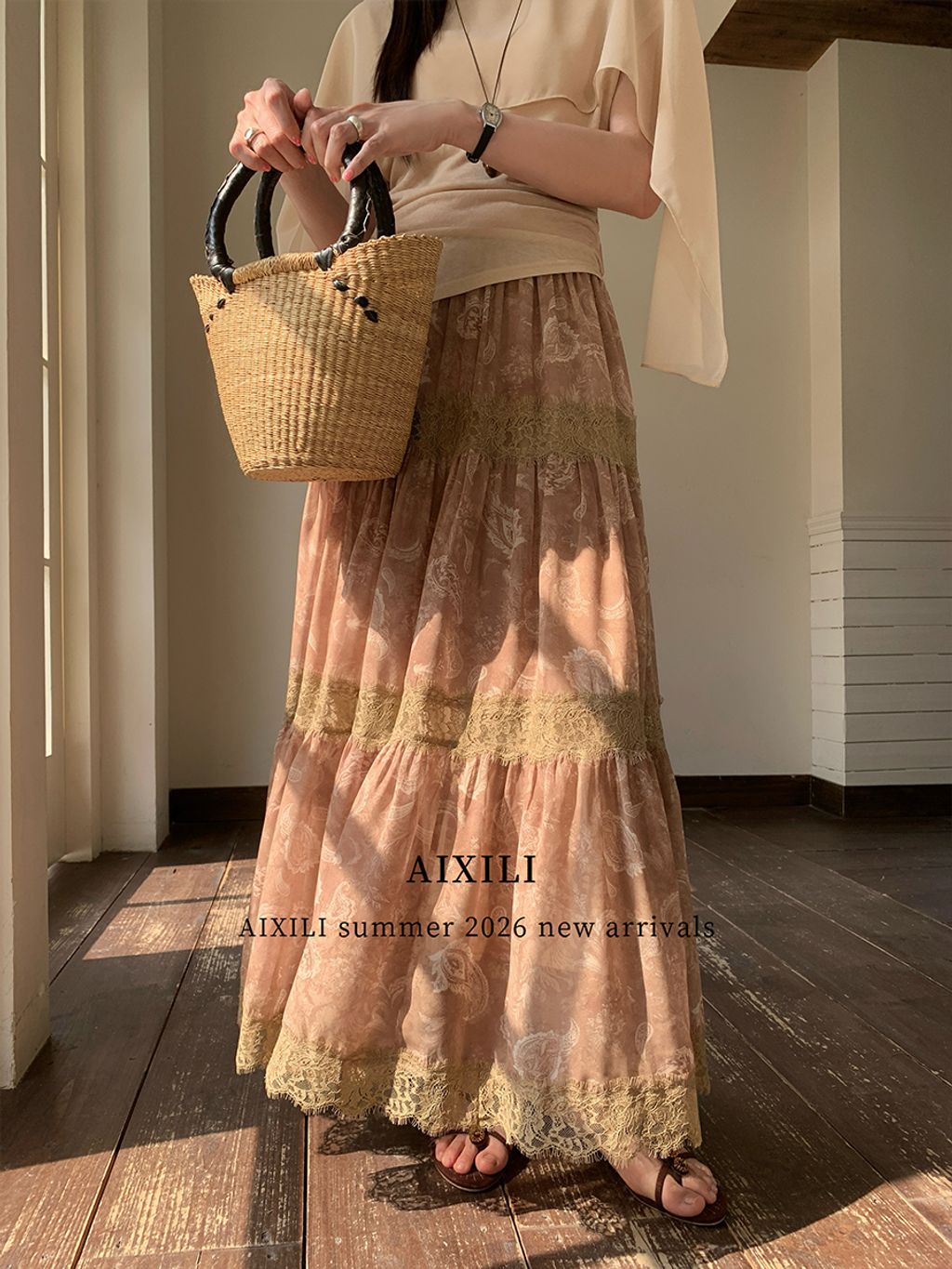 eee6f46555b74a69a73ed8bbe8a666e7