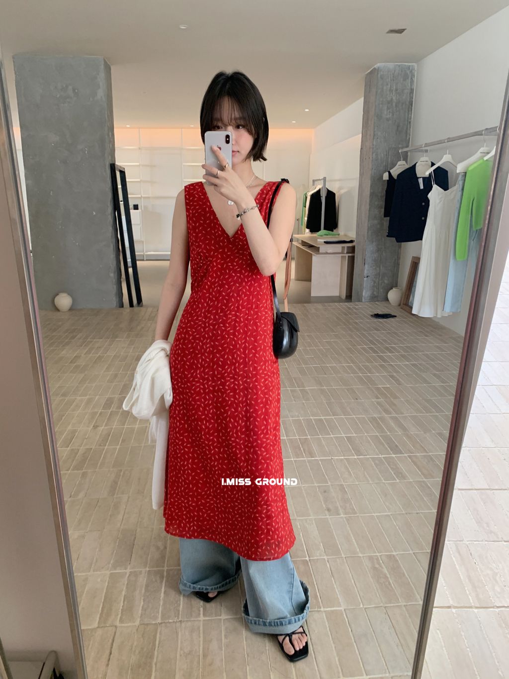 8805d27f192e4fcf32234cb2c143e4bb