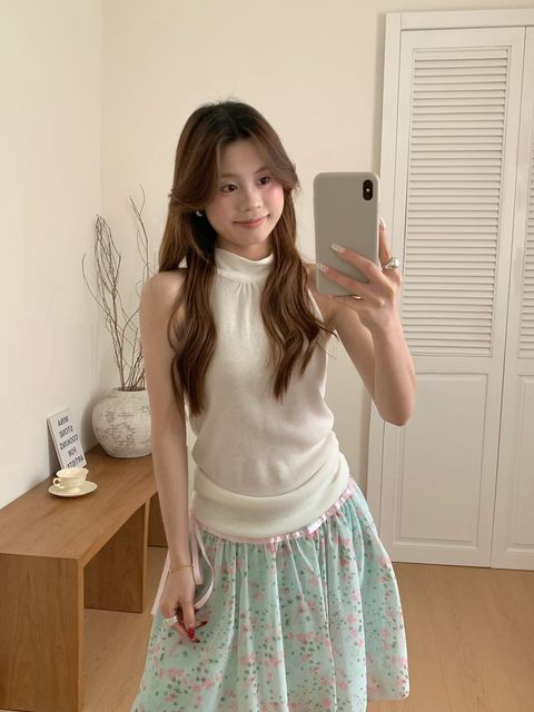 9323db32472cdc376e55fd2854295c7f