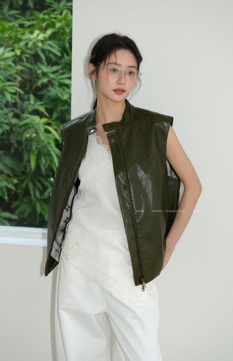 36f010c1f7554af55912357e9fbad065