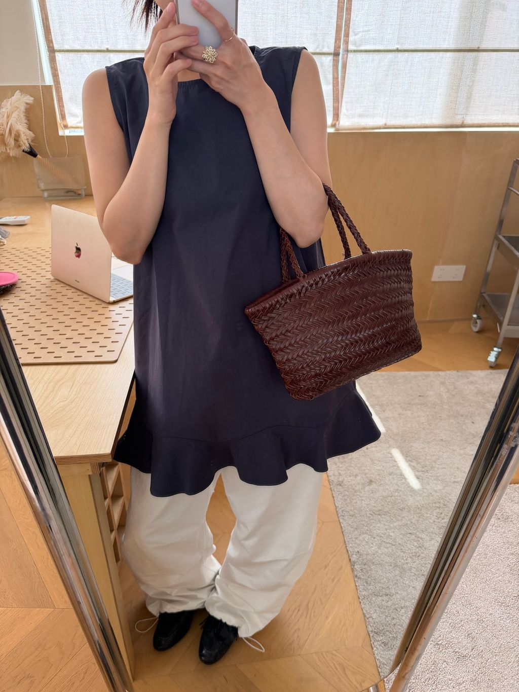 ec027044f0c7319979c5f731cc0af856